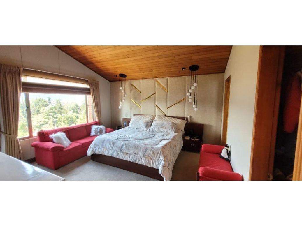 Casa de 3 alcobas en venta en Altos De Suba, Bogotá, 321 m² · foto 9 de 20