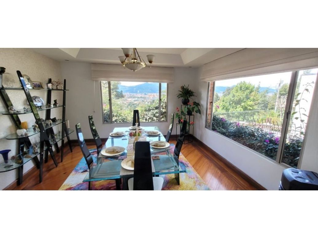Casa de 3 alcobas en venta en Altos De Suba, Bogotá, 321 m² · foto 18 de 20