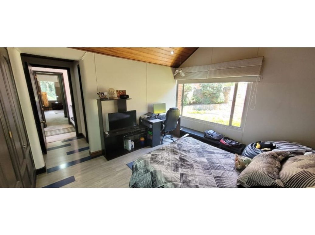 Casa de 3 alcobas en venta en Altos De Suba, Bogotá, 321 m² · foto 13 de 20