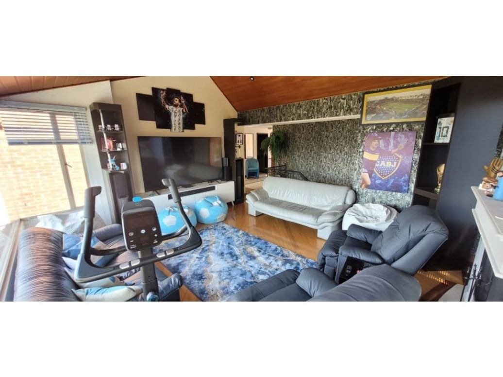 Casa de 3 alcobas en venta en Altos De Suba, Bogotá, 321 m² · foto 7 de 20