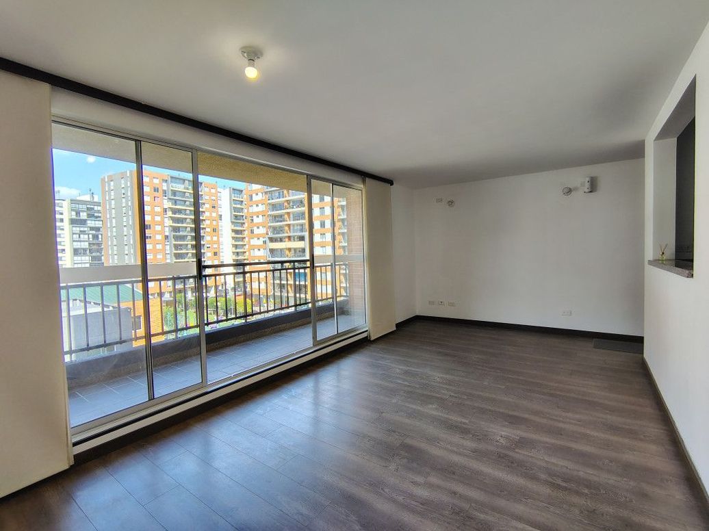 Apartamento de 3 alcobas en venta en El Dorado, Bogotá, 95 m² · foto 4 de 20