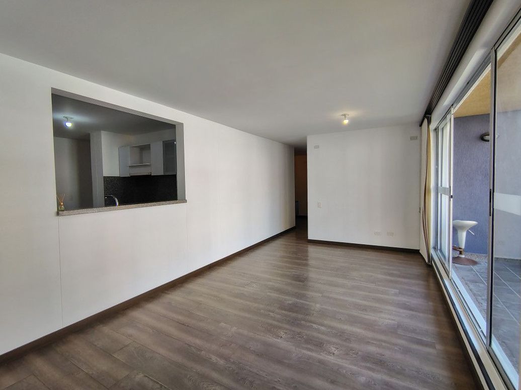 Apartamento de 3 alcobas en venta en El Dorado, Bogotá, 95 m² · foto 3 de 20