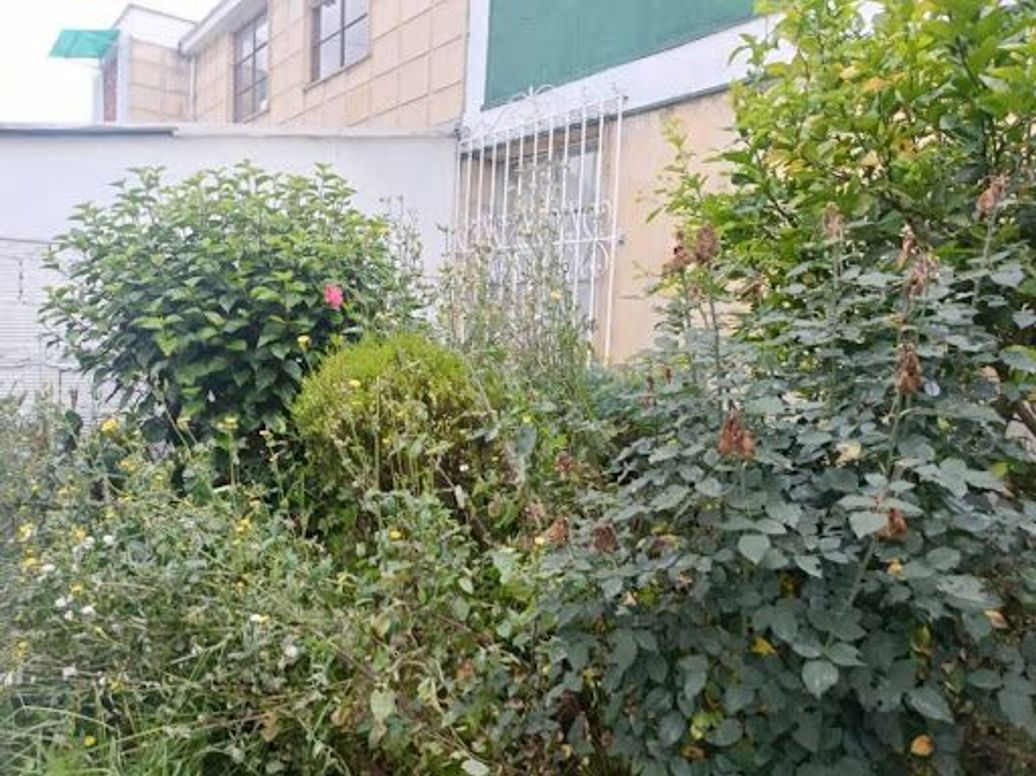 Casa de 9 alcobas en venta en Sosiego Sur, Bogotá, 210 m² · foto 2 de 19