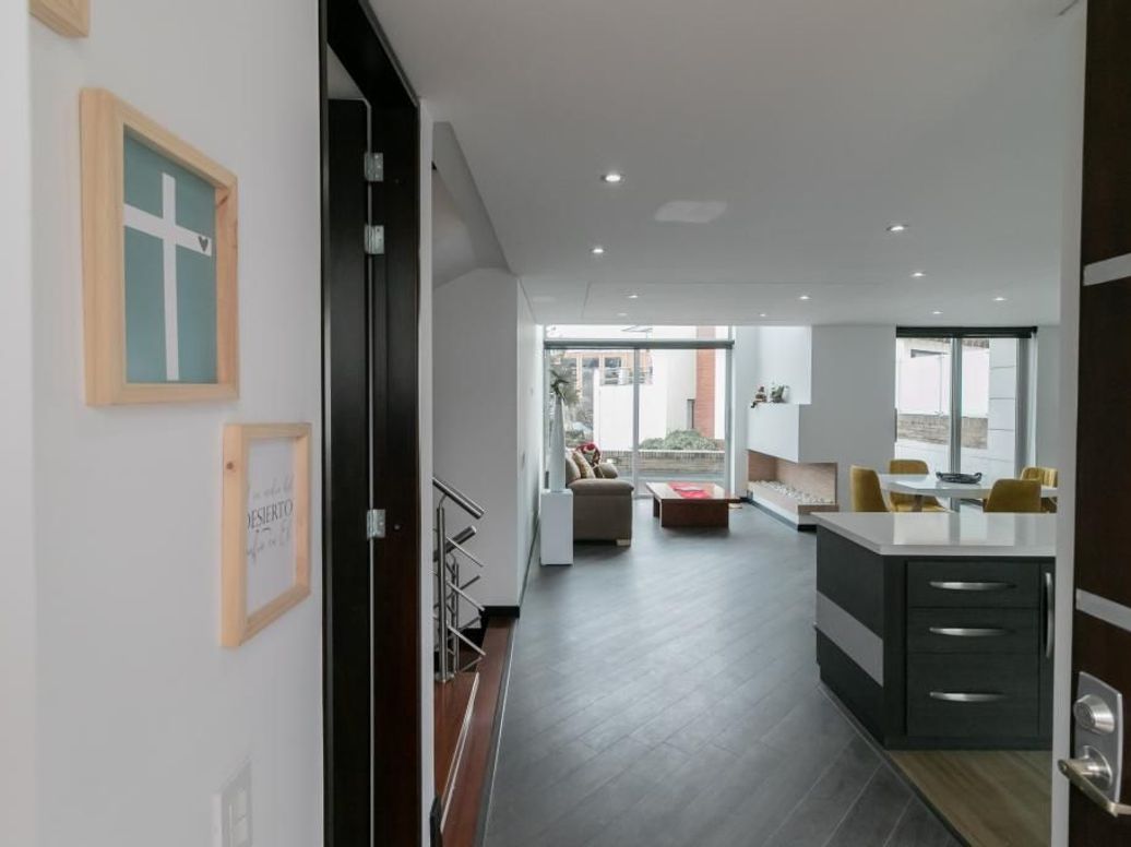 Casa de 3 alcobas en venta en Niza Suba, Bogotá, 250 m² · foto 10 de 20