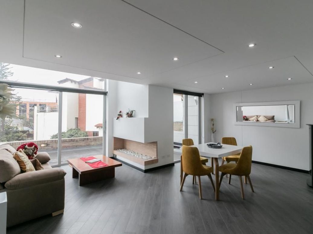 Casa de 3 alcobas en venta en Niza Suba, Bogotá, 250 m² · foto 2 de 20