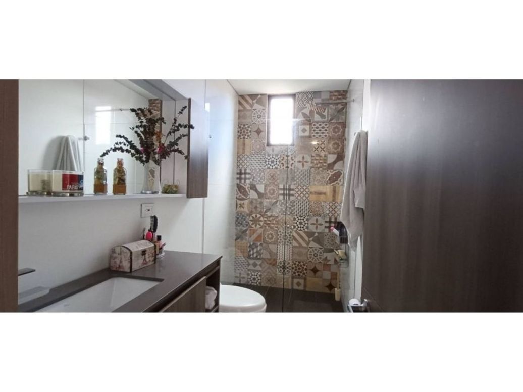Apartamento de 3 alcobas en venta en Modelia, Bogotá, 108 m² · foto 13 de 16