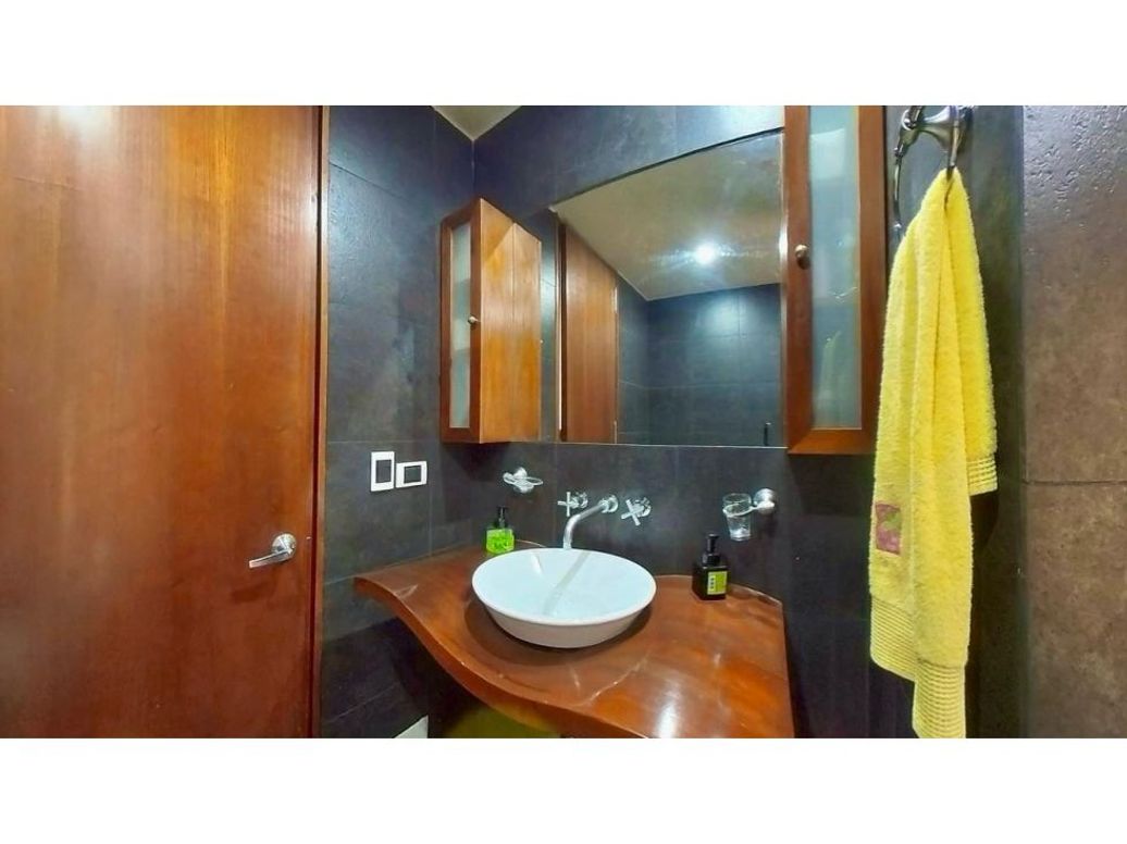 Casa de 3 alcobas en venta en Santa Margarita, Bogotá, 300 m² · foto 13 de 20