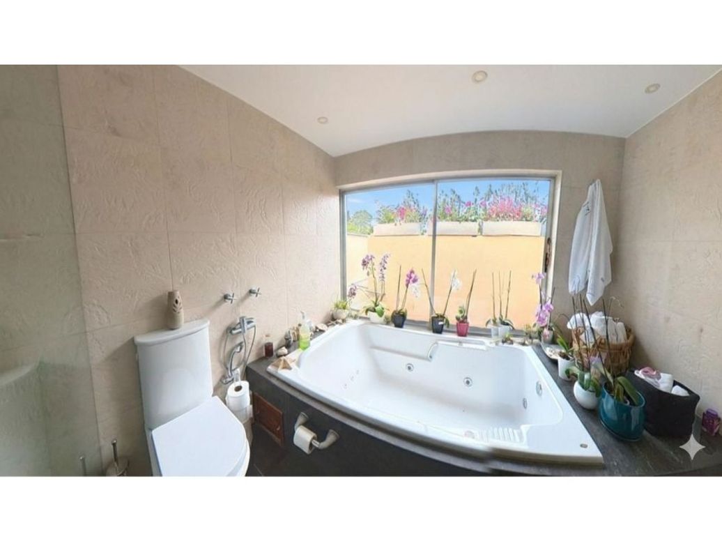 Casa de 3 alcobas en venta en Santa Margarita, Bogotá, 300 m² · foto 16 de 20