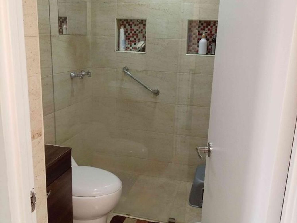 Casa de 4 alcobas en venta en San Joaquín, Bogotá, 148 m² · foto 13 de 20