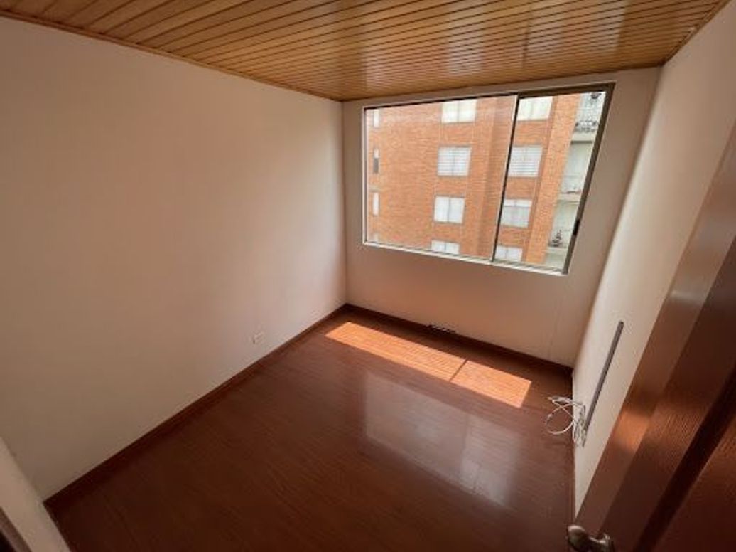 Apartamento de 3 alcobas en venta en Cedritos, Bogotá, 80 m² · foto 14 de 19