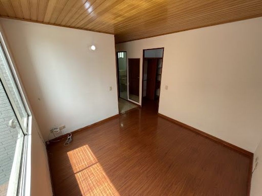 Apartamento de 3 alcobas en venta en Cedritos, Bogotá, 80 m² · foto 8 de 19