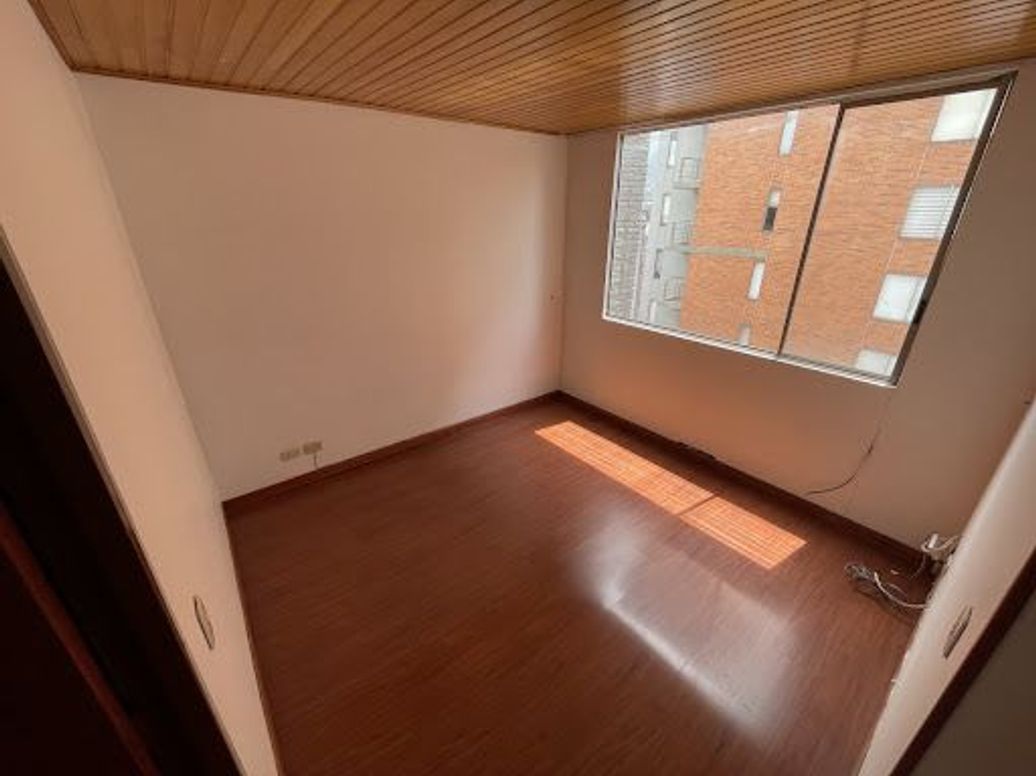 Apartamento de 3 alcobas en venta en Cedritos, Bogotá, 80 m² · foto 7 de 19