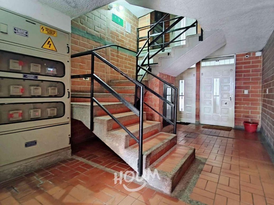 Apartamento de 3 alcobas en venta en Gualoche, Bogotá, 49 m² · foto 18 de 20