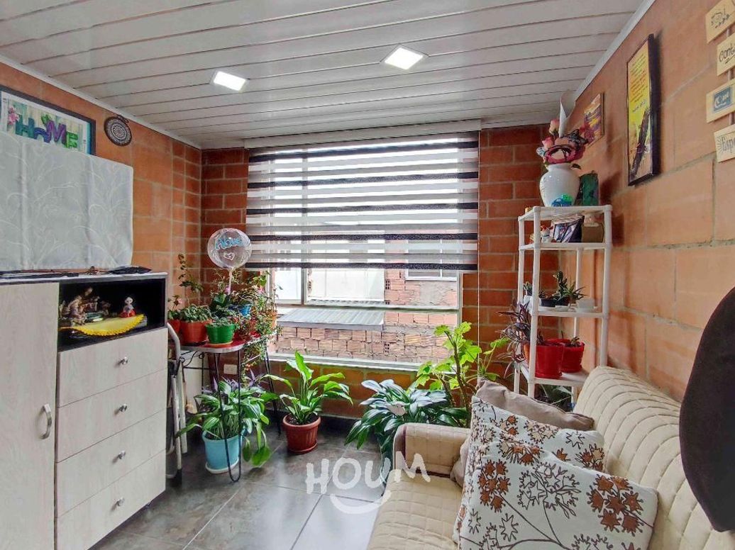 Apartamento de 3 alcobas en venta en Gualoche, Bogotá, 49 m² · foto 2 de 20