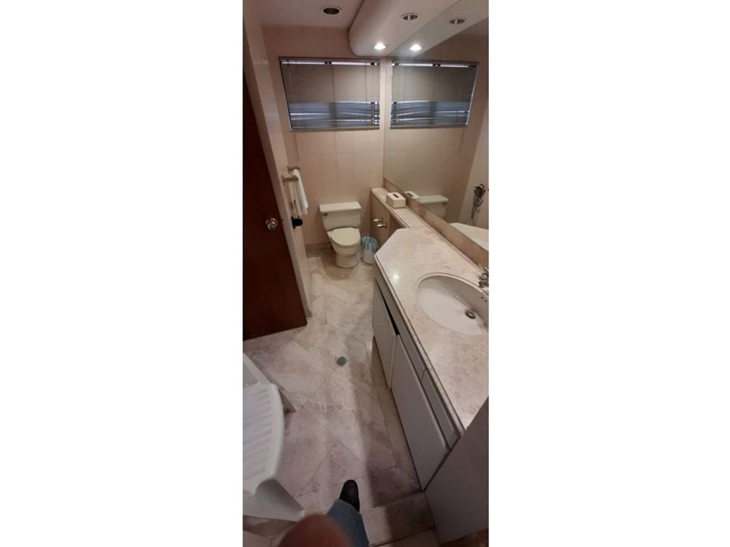 Apartamento de 4 alcobas en venta en Chico, Bogotá, 264 m² · foto 2 de 20