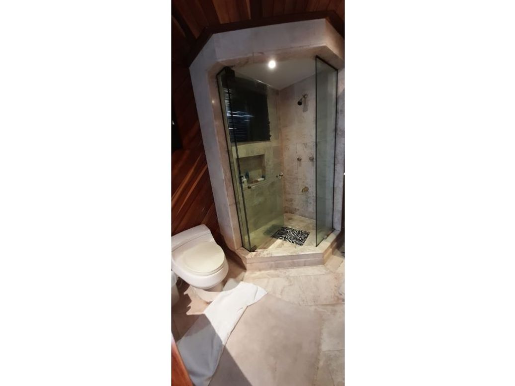 Apartamento de 4 alcobas en venta en Chico, Bogotá, 264 m² · foto 8 de 20