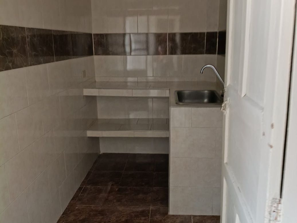 Casa de 9 alcobas en venta en Córdoba, Bogotá, 158 m² · foto 6 de 18