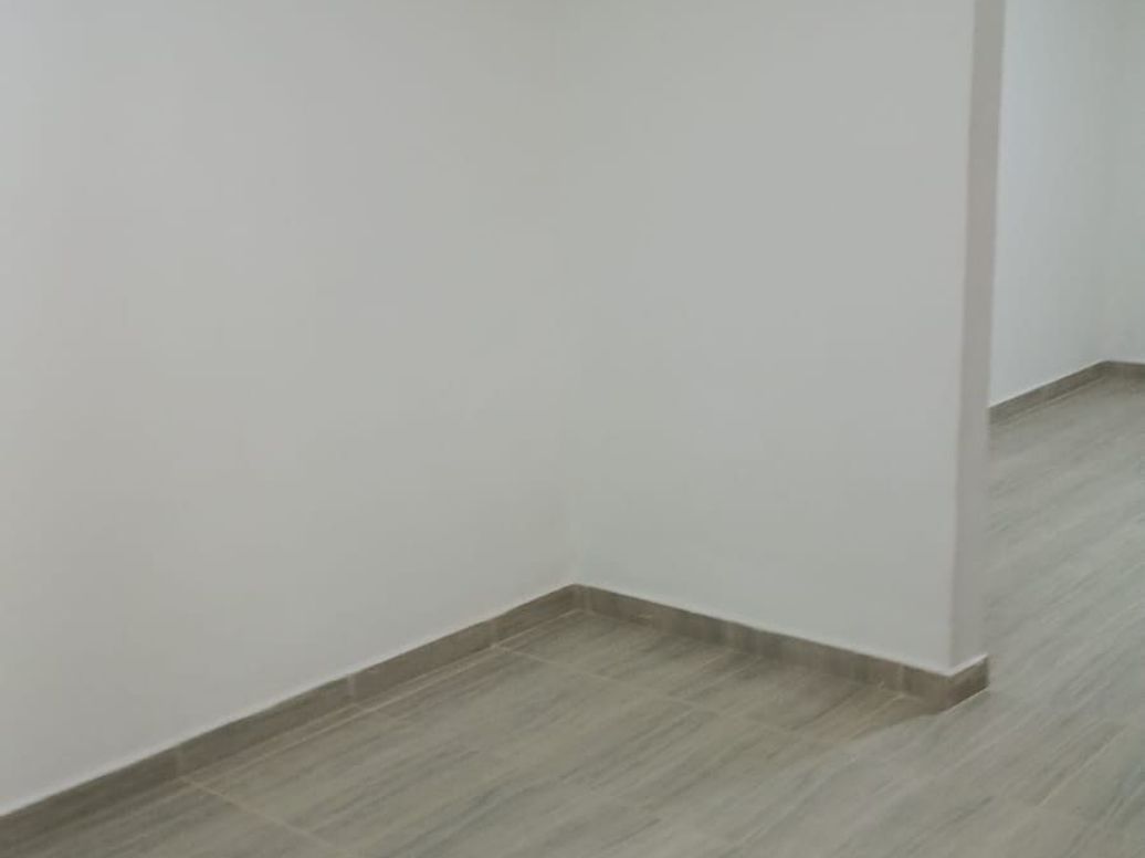 Casa de 9 alcobas en venta en Córdoba, Bogotá, 158 m² · foto 17 de 18