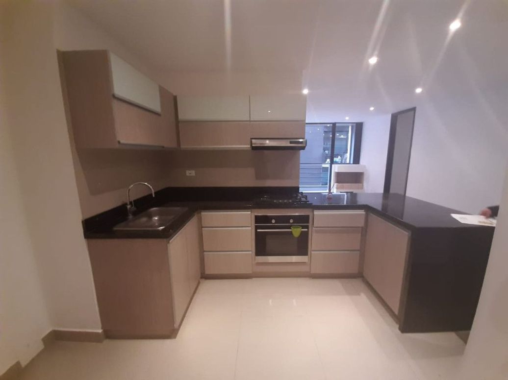 Apartamento de 2 alcobas en venta en Bella Suiza, Bogotá, 80 m² · foto 6 de 16