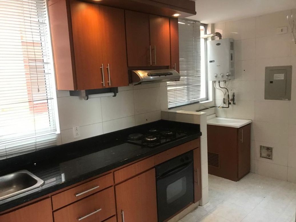 Apartamento en venta en Santa Barbara Occidental, Bogotá · foto 8 de 11