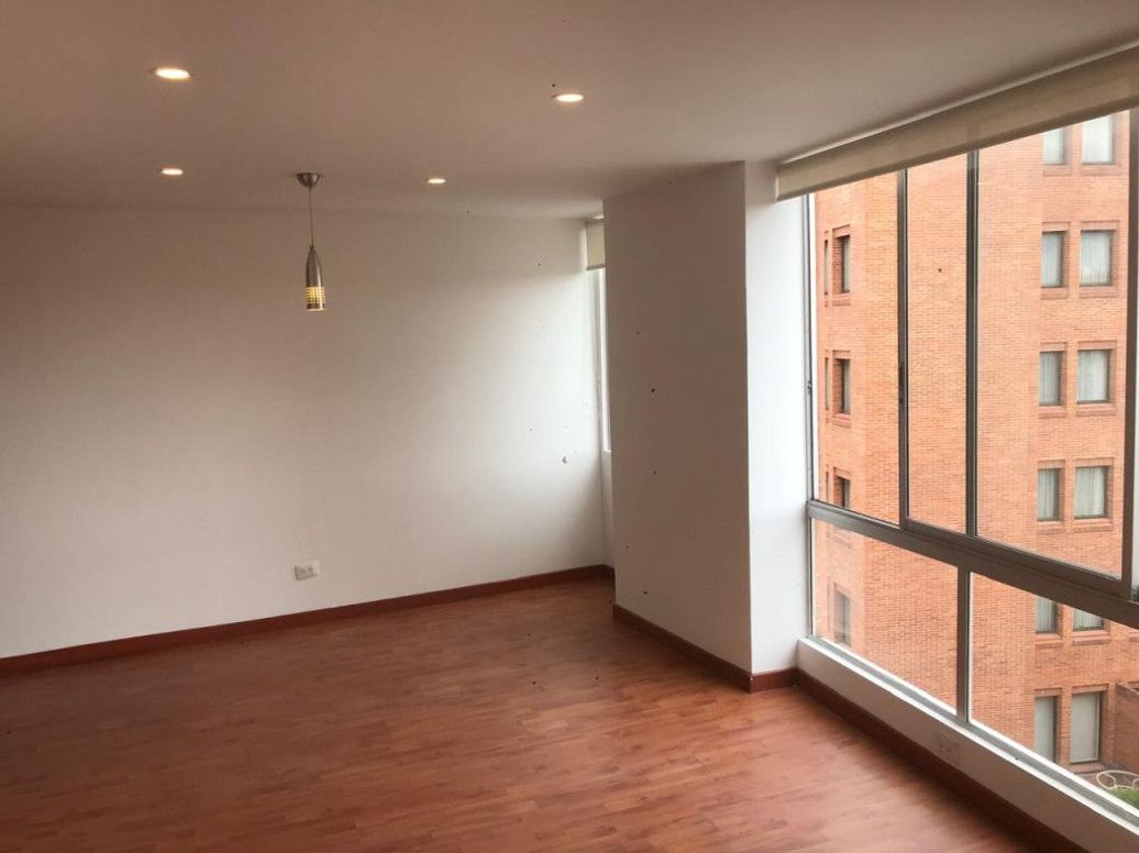 Apartamento en venta en Santa Barbara Occidental, Bogotá · foto 2 de 11