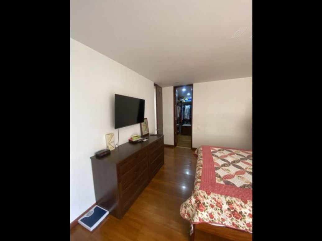 Apartamento de 3 alcobas en venta en La Esperanza Norte, Bogotá, 157 m² · foto 17 de 20