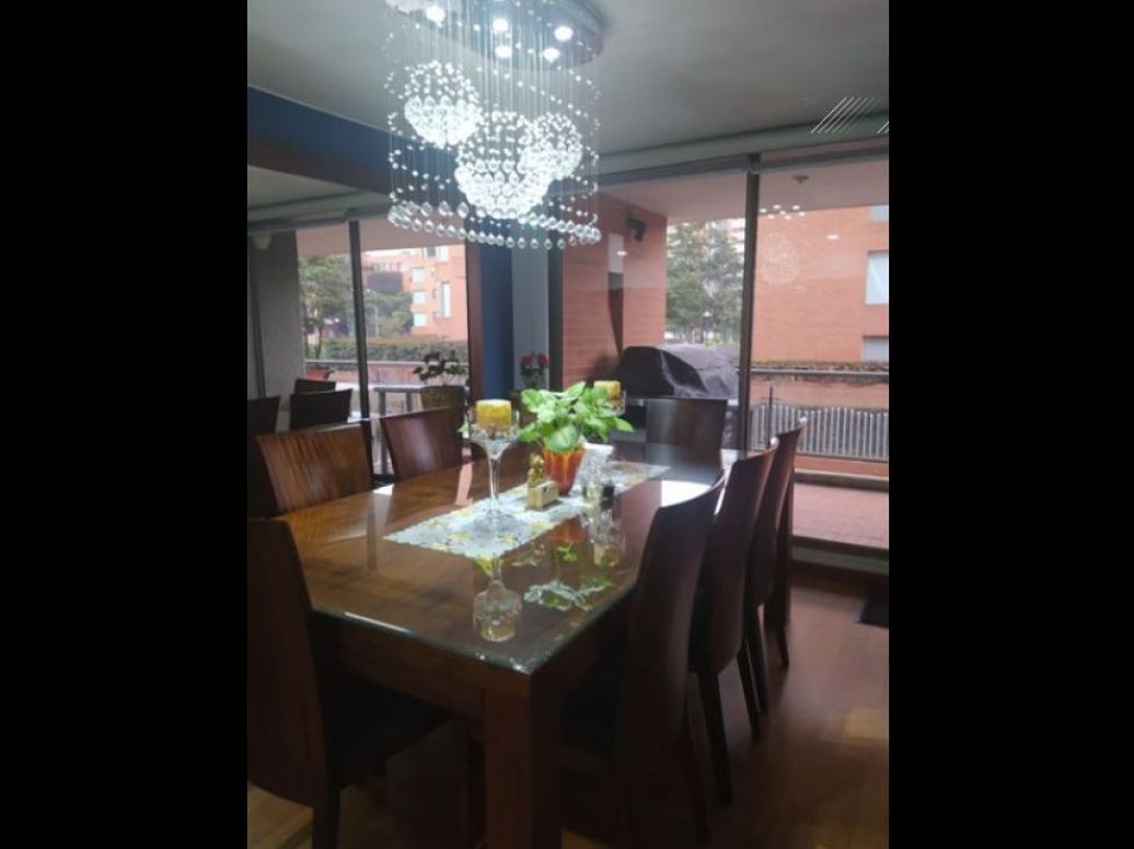 Apartamento de 3 alcobas en venta en La Esperanza Norte, Bogotá, 157 m² · foto 19 de 20
