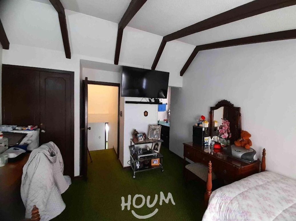 Casa de 4 alcobas en arriendo en Molinos Norte, Bogotá, 296 m² · foto 17 de 20