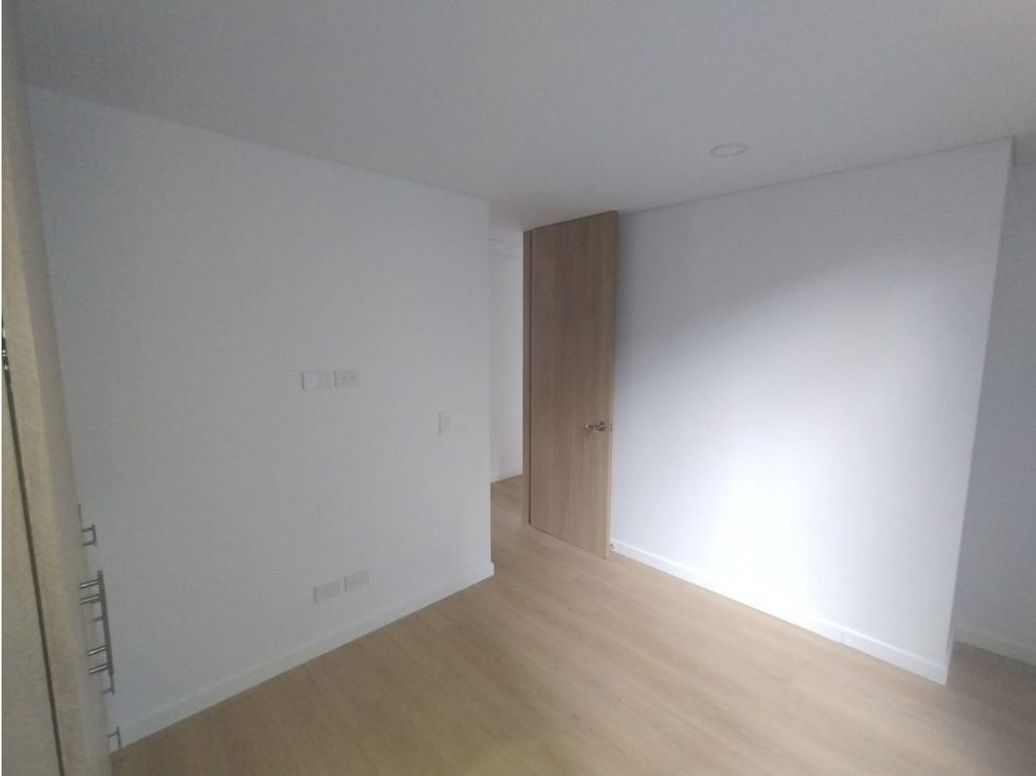Apartamento de 2 alcobas en venta en San Miguel, Bogotá, 59 m² · foto 13 de 14