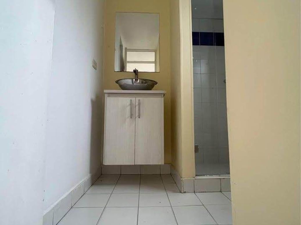Apartamento de 3 alcobas en venta en Las Ferias Occidental, Bogotá, 52 m² · foto 11 de 11