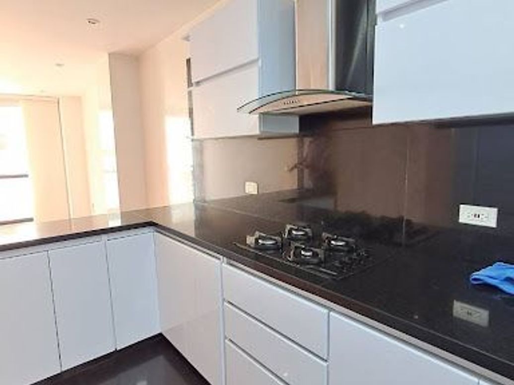 Apartamento de 1 alcoba en arriendo en Santa Barbara Occidental, Bogotá, 42 m² · foto 8 de 13