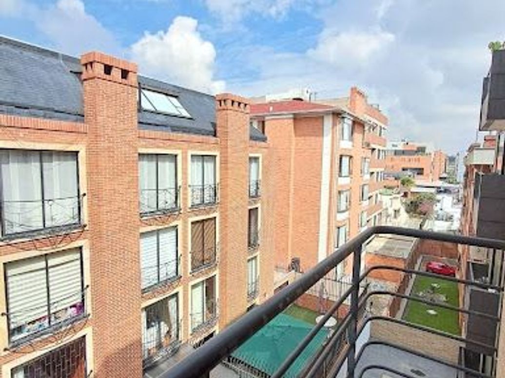 Apartamento de 1 alcoba en arriendo en Santa Barbara Occidental, Bogotá, 42 m² · foto 2 de 13