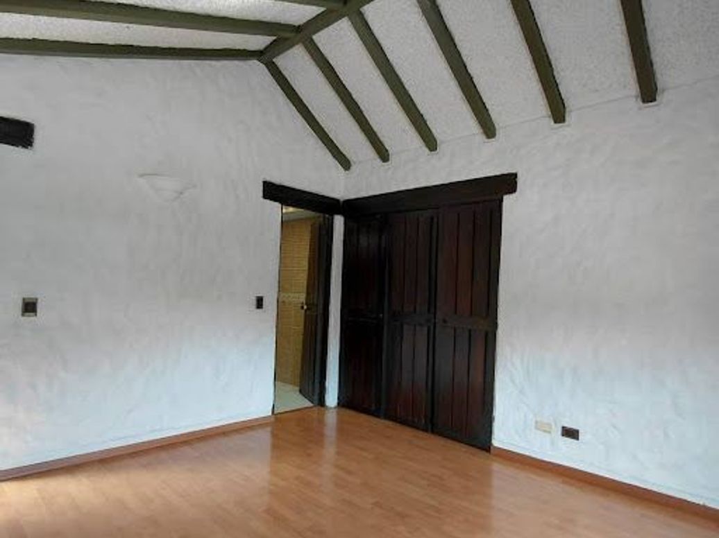 Casa de 4 alcobas en venta en El Canodromo, Bogotá, 185 m² · foto 3 de 20