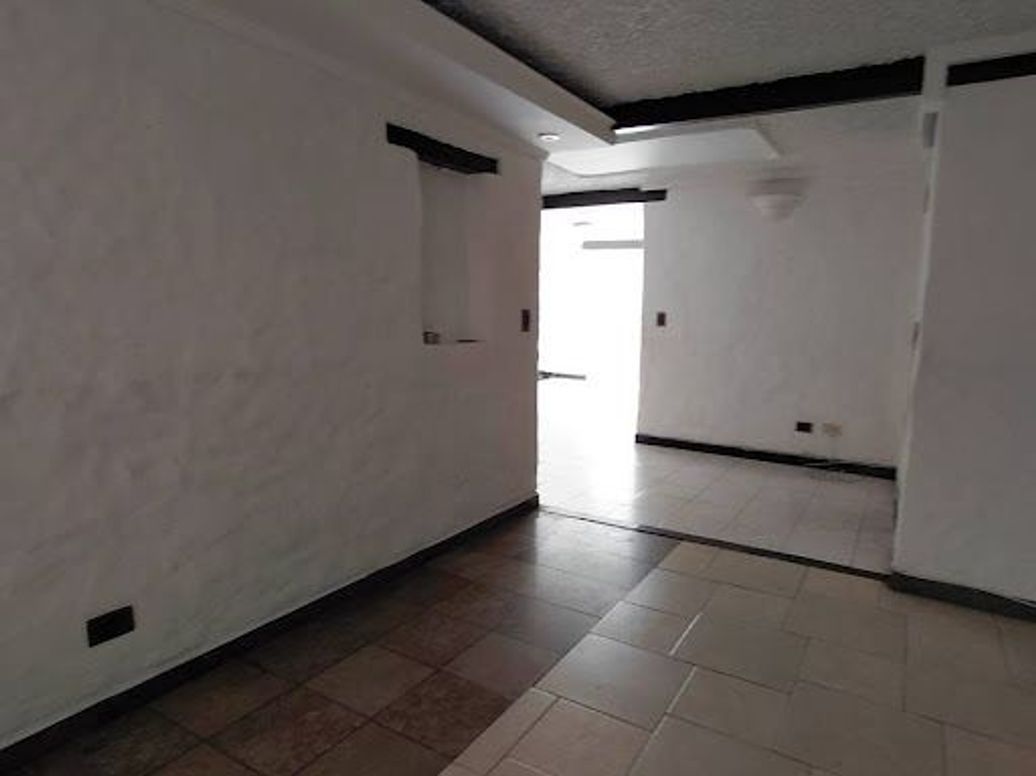 Casa de 4 alcobas en venta en El Canodromo, Bogotá, 185 m² · foto 17 de 20
