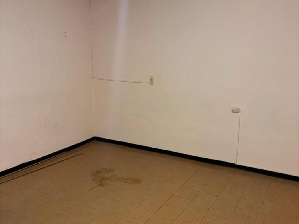 Casa de 9 alcobas en venta en Molinos Del Sur, Bogotá, 306 m² · foto 12 de 20