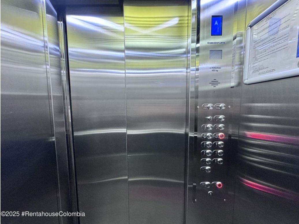 Apartamento de 3 alcobas en venta en Club De Los Lagartos, Bogotá, 149 m² · foto 4 de 20