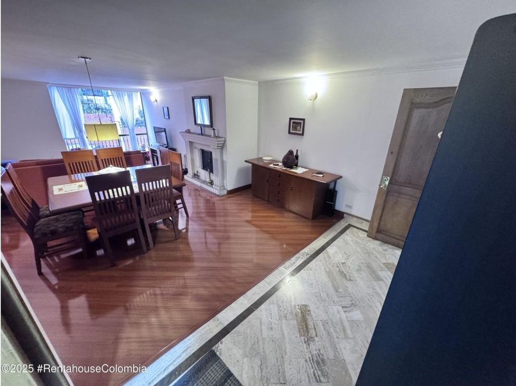 Apartamento de 3 alcobas en venta en Club De Los Lagartos, Bogotá, 149 m² · foto 6 de 20