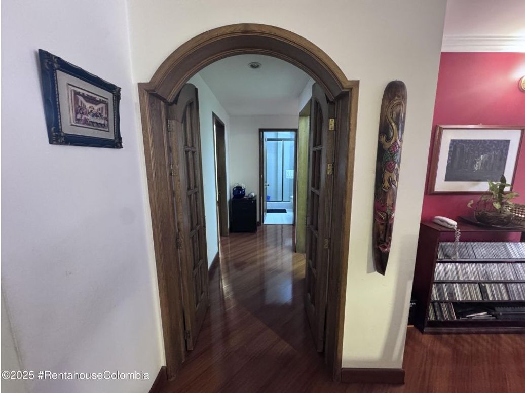 Apartamento de 3 alcobas en venta en Club De Los Lagartos, Bogotá, 149 m² · foto 10 de 20