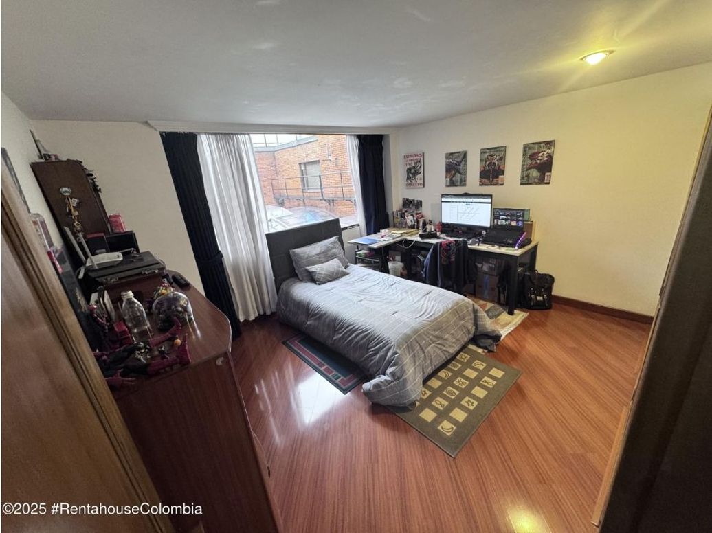Apartamento de 3 alcobas en venta en Club De Los Lagartos, Bogotá, 149 m² · foto 12 de 20