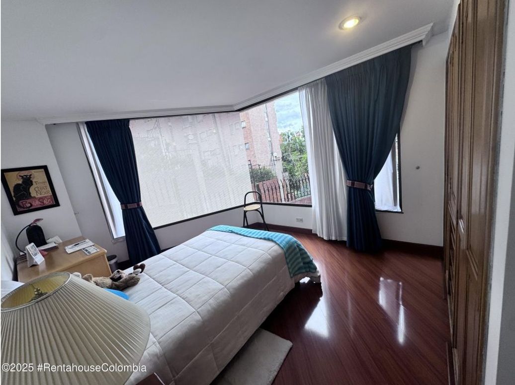 Apartamento de 3 alcobas en venta en Club De Los Lagartos, Bogotá, 149 m² · foto 17 de 20