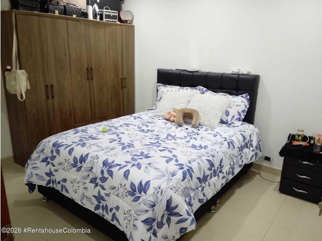 Casa de 11 alcobas en venta en El Progreso, Bogotá, 236 m² · foto 6 de 20
