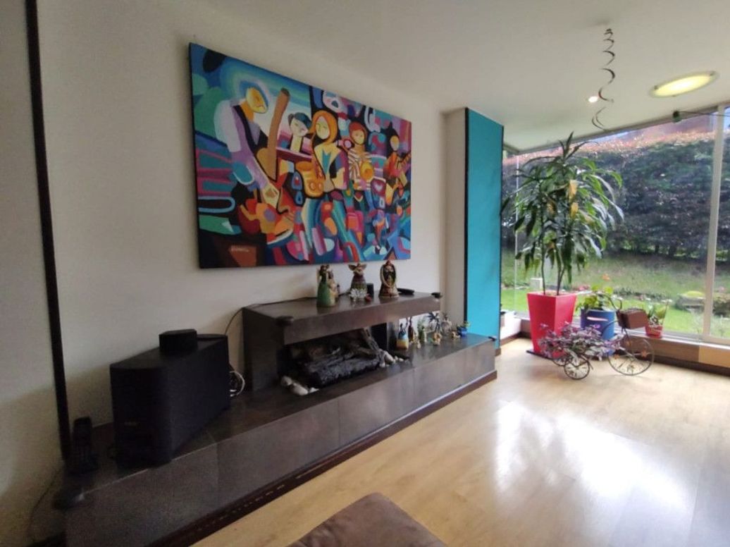 Apartamento de 4 alcobas en venta en Casa Blanca Suba, Bogotá, 266 m² · foto 2 de 20