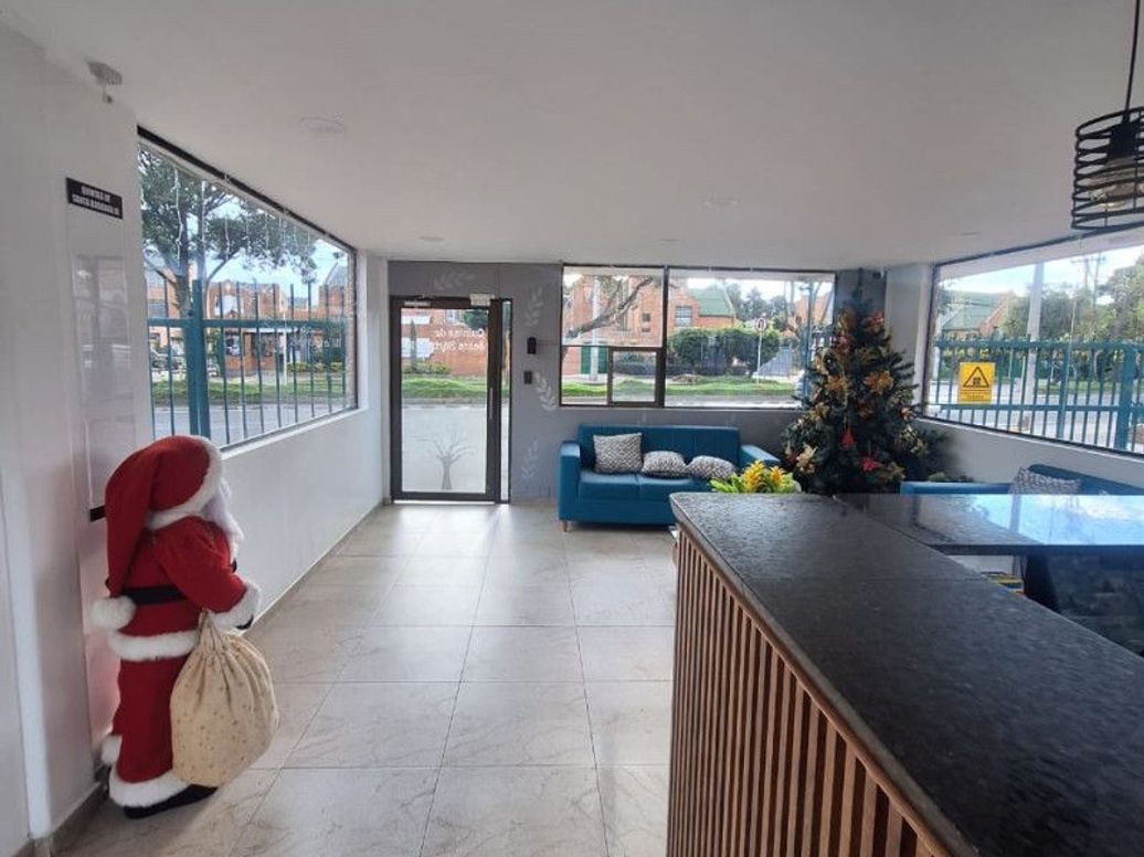 Casa de 4 alcobas en venta en Cr Quintas De Santa Barbara Et. Iv, Bogotá, 70 m² · foto 2 de 20
