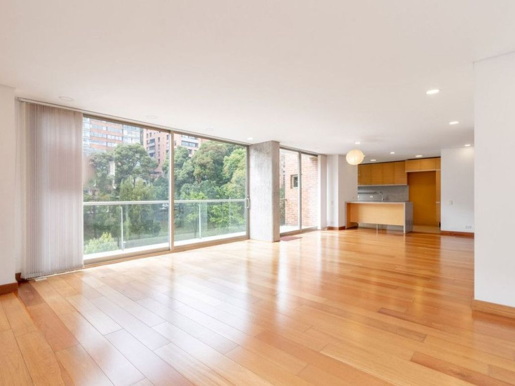 Apartamento de 2 alcobas en venta en Chico, Bogotá, 152 m² · foto 4 de 20