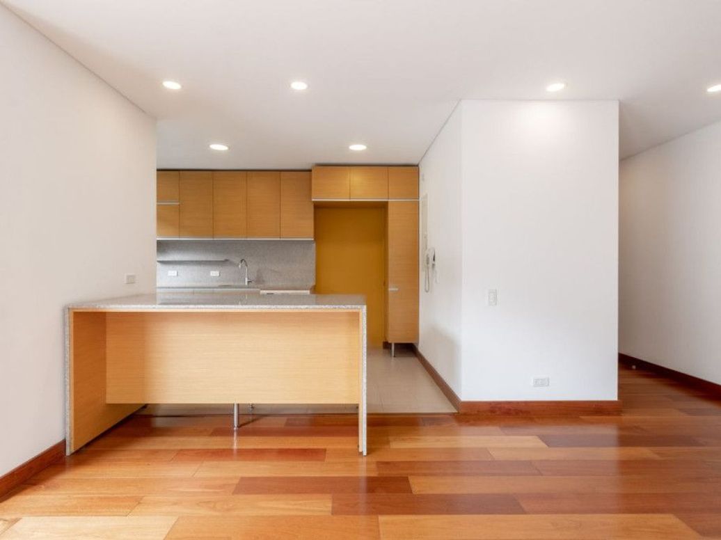 Apartamento de 2 alcobas en venta en Chico, Bogotá, 152 m² · foto 9 de 20
