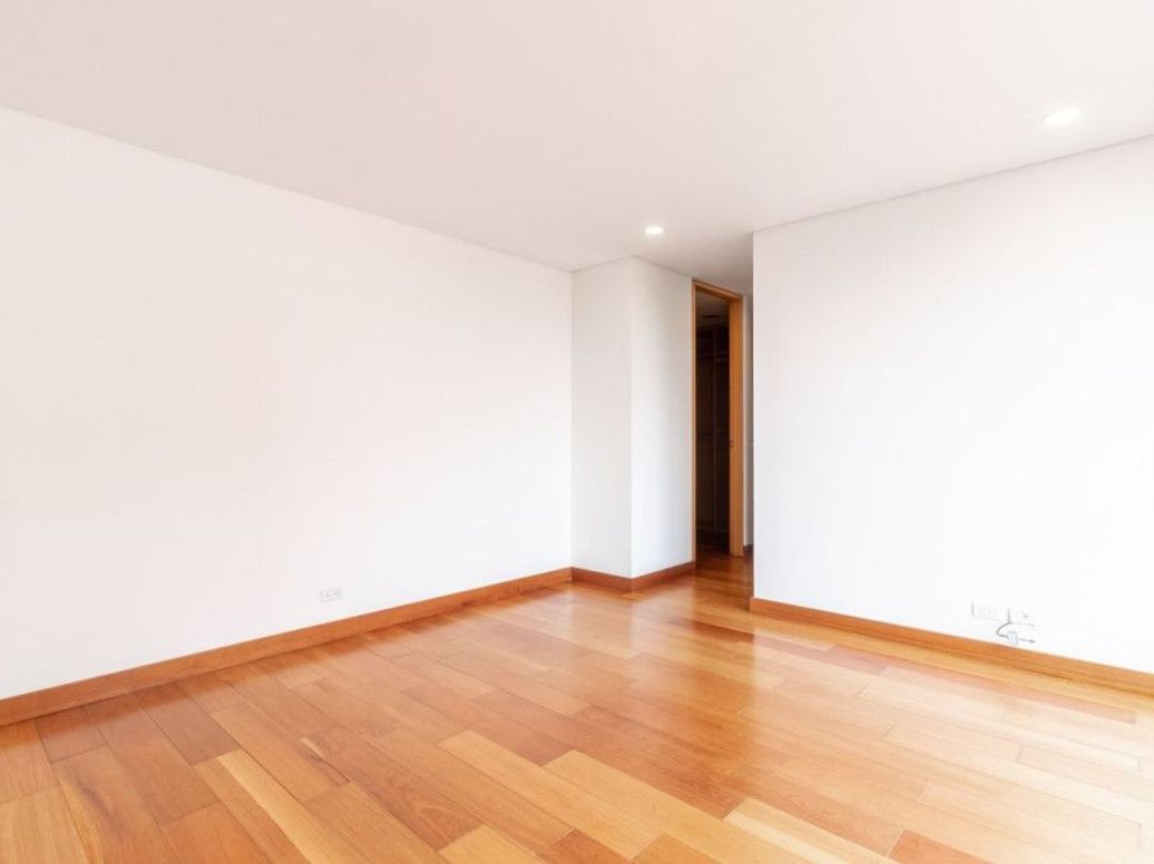 Apartamento de 2 alcobas en venta en Chico, Bogotá, 152 m² · foto 19 de 20