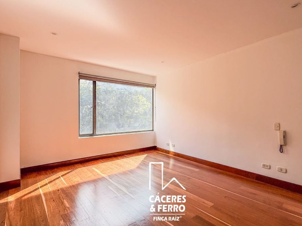 Apartamento de 1 alcoba en venta en Los Rosales, Bogotá, 89 m² · foto 8 de 12