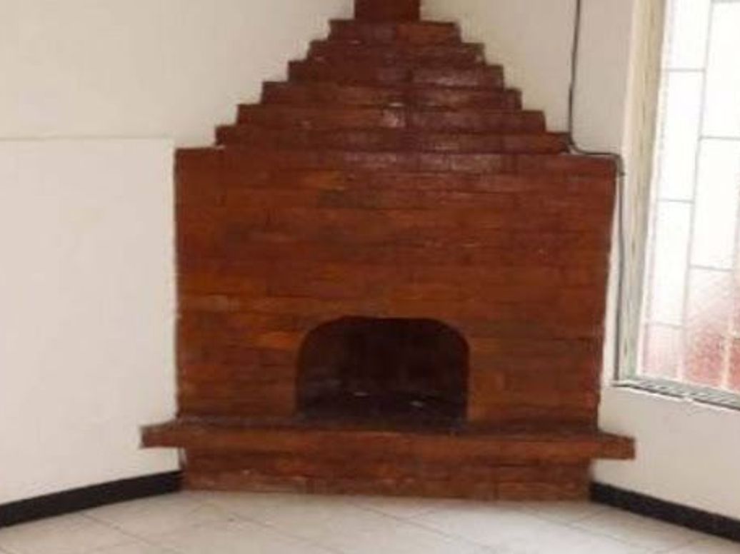 Casa de 9 alcobas en venta en Tunjuelito, Bogotá, 250 m² · foto 2 de 15