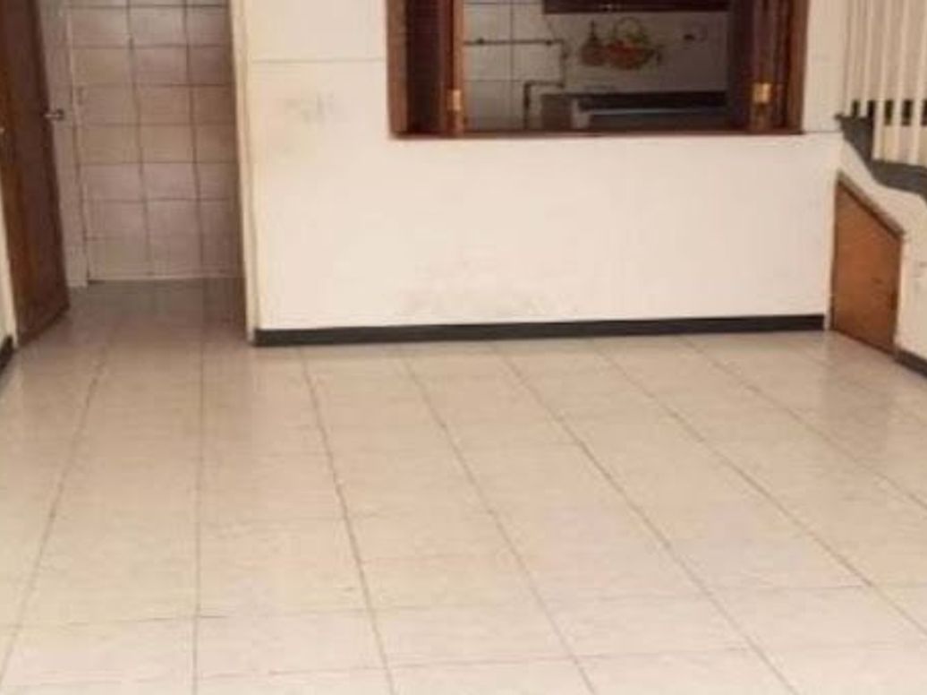 Casa de 9 alcobas en venta en Tunjuelito, Bogotá, 250 m² · foto 3 de 15