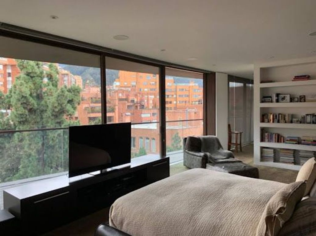 Apartamento de 4 alcobas en venta en Los Rosales, Bogotá, 663 m² · foto 10 de 20